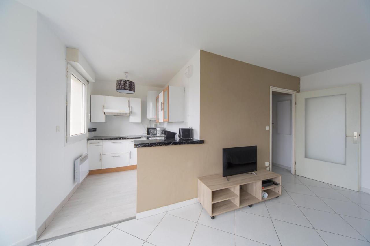 Studio - Cocooning - 2 Min Gare Apartment Bussy-Saint-Georges Luaran gambar